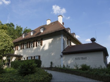 照片: Alte Villa